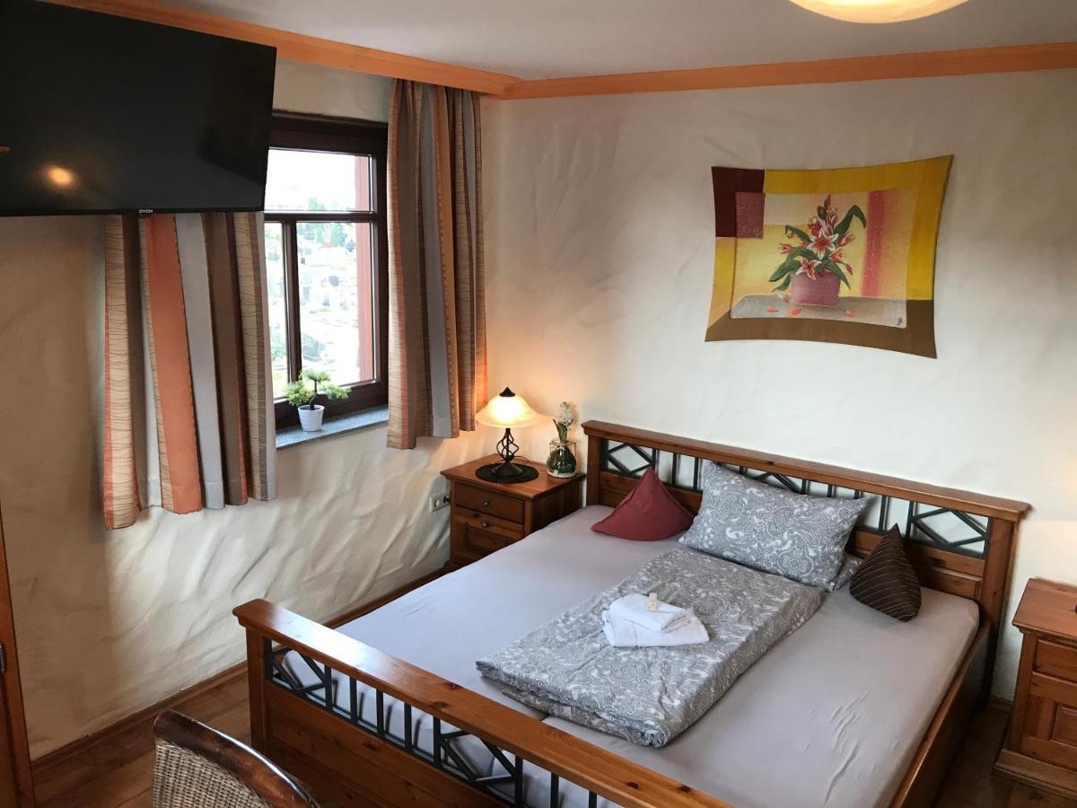 Landhotel Lindenhof Grevenbroich Buitenkant foto