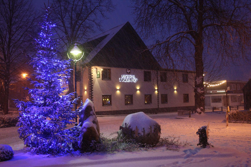 Landhotel Lindenhof Grevenbroich Buitenkant foto